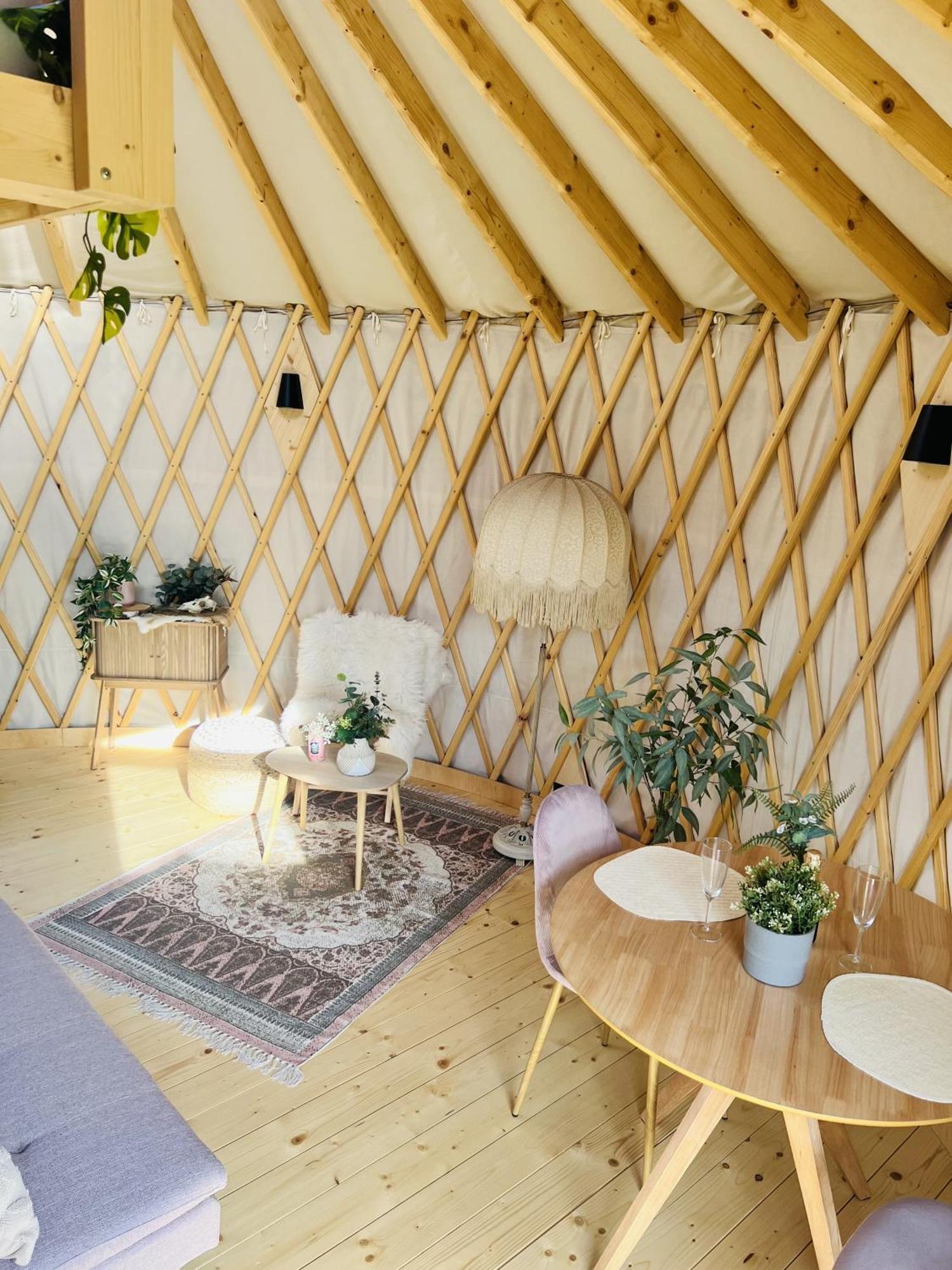 Magnolia Hoeve - Unieke Bestemming Voor Paardenliefhebbers En Bijzondere Overnachtingen In De Natuur Ledeacker Extérieur photo