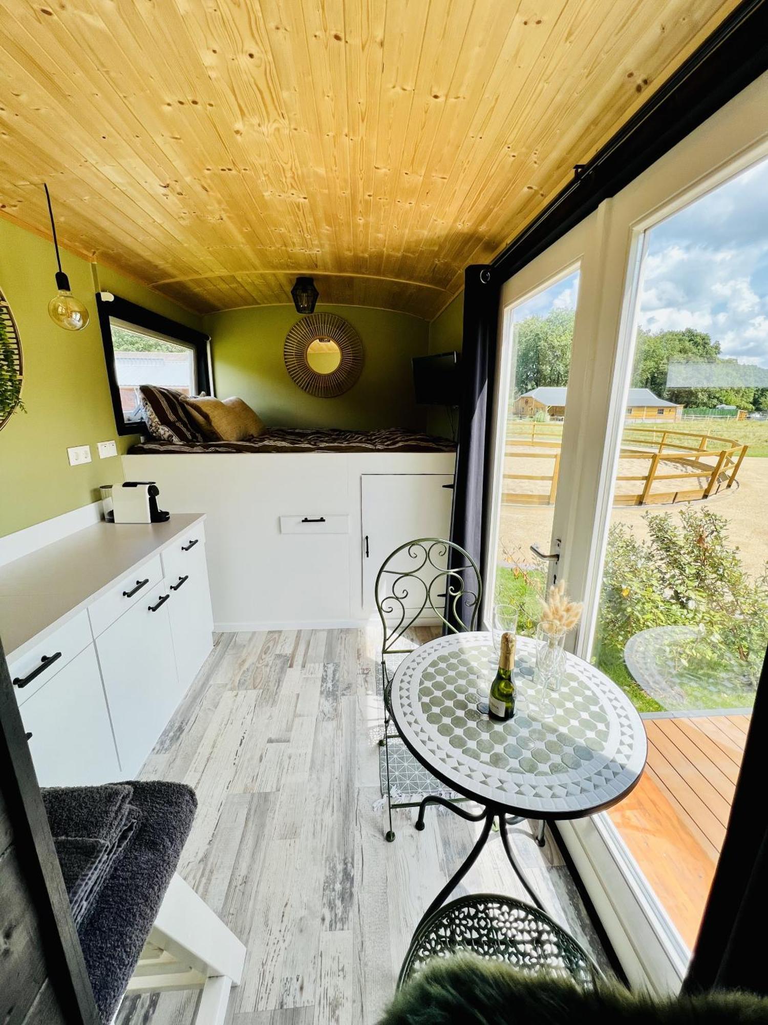Magnolia Hoeve - Unieke Bestemming Voor Paardenliefhebbers En Bijzondere Overnachtingen In De Natuur Ledeacker Extérieur photo
